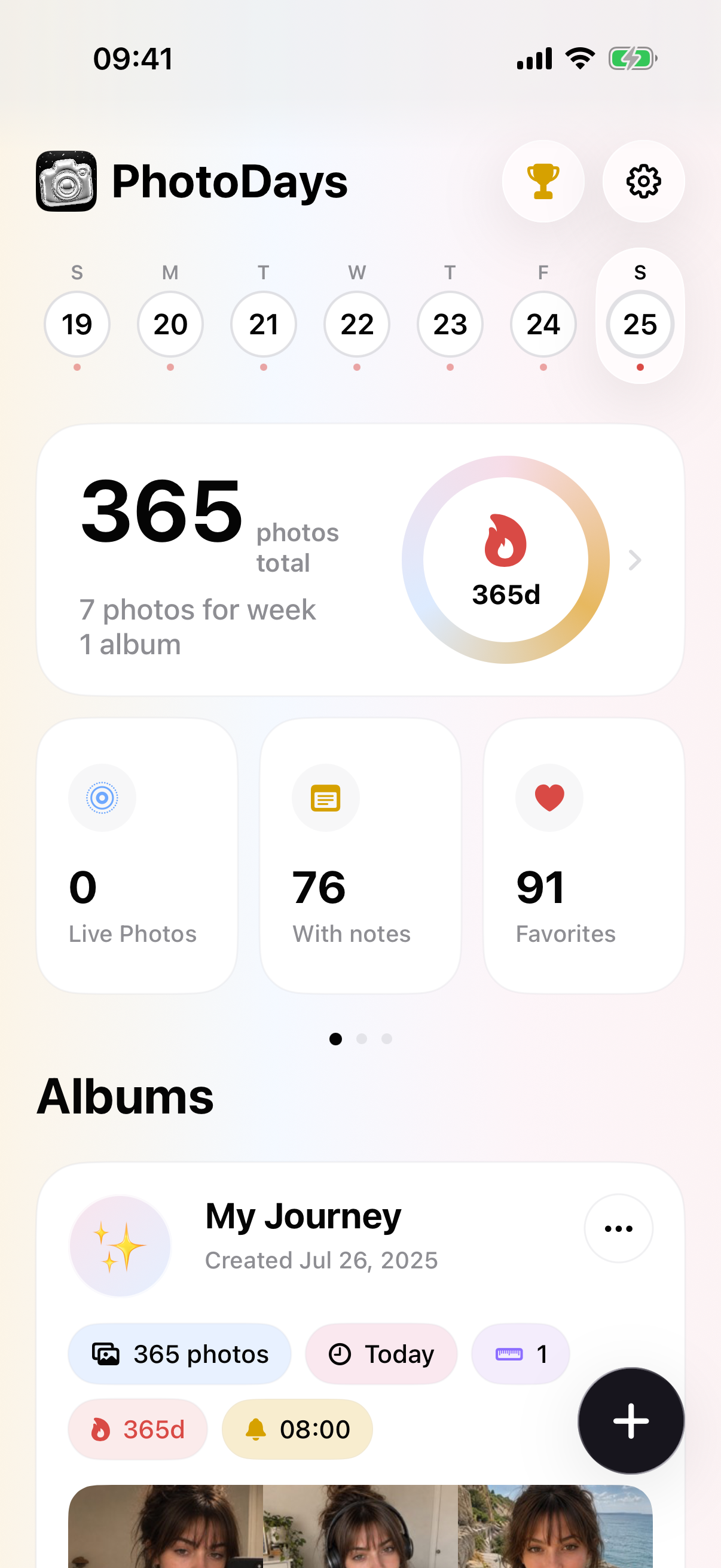 PhotoDays home screen